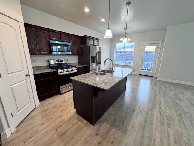 Building Photo - 16371 S 1500 W