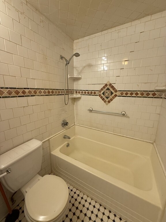 Foto del edificio - 491 W Central St