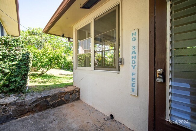Building Photo - 1 Bed/1 Bath Lanikai Cottage