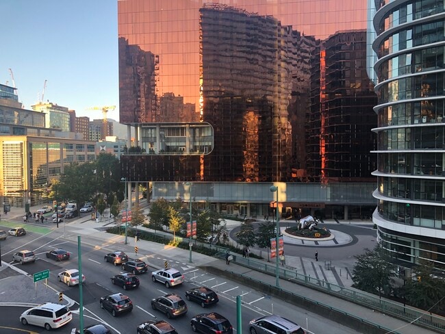 Building Photo - 89 Nelson St