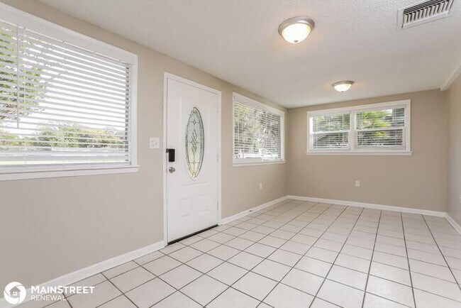 Building Photo - 3107 NORTHWIND DR, EUSTIS, FL 32726