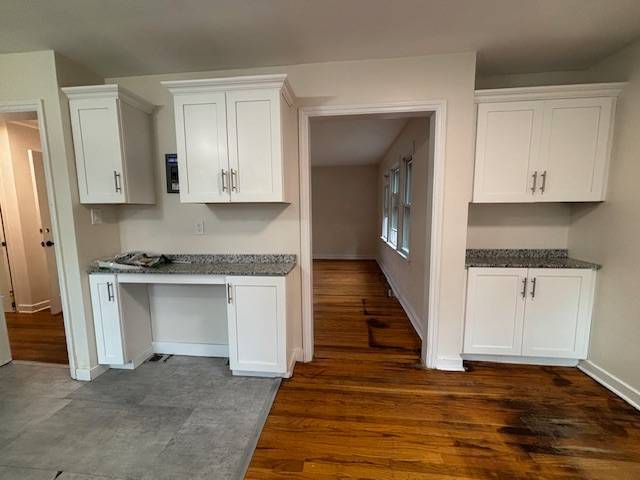 Building Photo - 2331 Niskayuna Dr