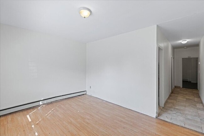 Foto del edificio - 523 N Clinton Ave