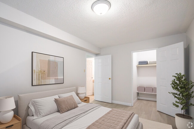 Building Photo - Tomken Place