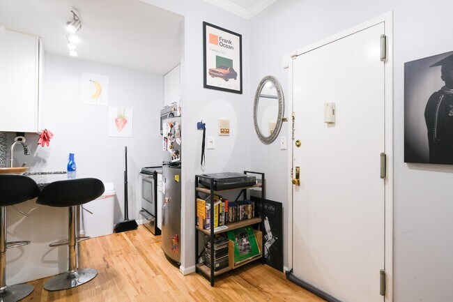 Foto del edificio - 245 8th St