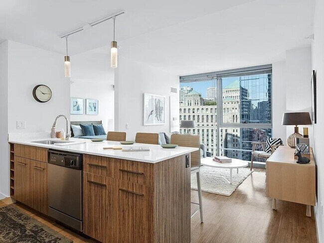 Foto del edificio - 349 W Wolf Point Plaza