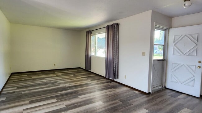 Building Photo - House with Garage and Large Yard in Lolo