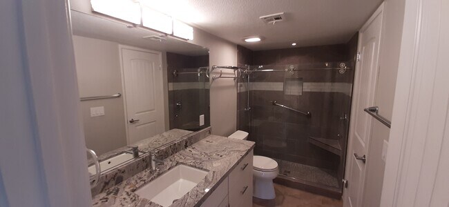 Bathroom - 3210 Sweetwater Ave