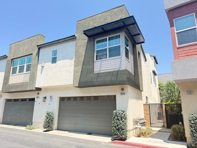 Building Photo - 10578 Wells Dr