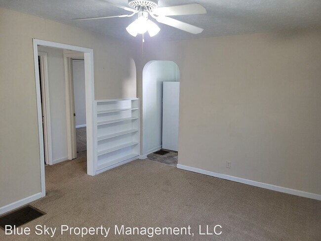 Building Photo - 2 br, 1 bath House - 903 E. 25th