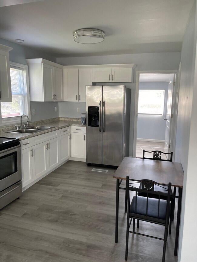 Foto del edificio - 711 Anton St