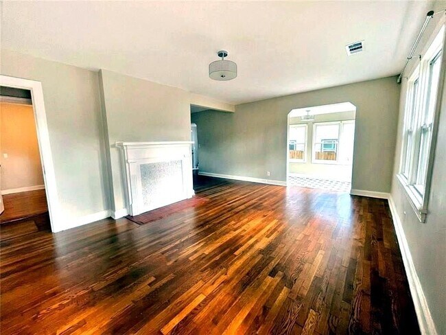 Foto del edificio - 1449 Lynford Dr SW