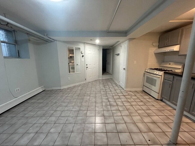 Building Photo - 1466 Commonwealth Ave