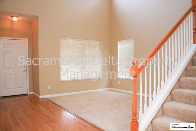 Foto del edificio - 9424 Cedarview Way