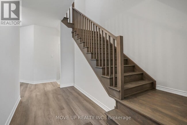 Building Photo - 365 Beechwood Forest Ln