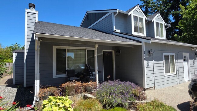 Foto del edificio - Heart of Puyallup Stunner; a Must See!