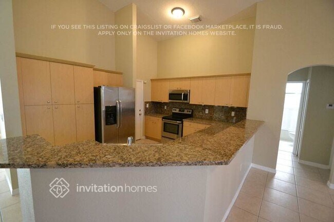 Building Photo - 16112 SW 63rd Ter