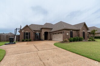Building Photo - 606 Matador Ct
