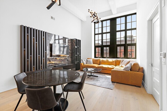 Foto del edificio - 720 Clinton St