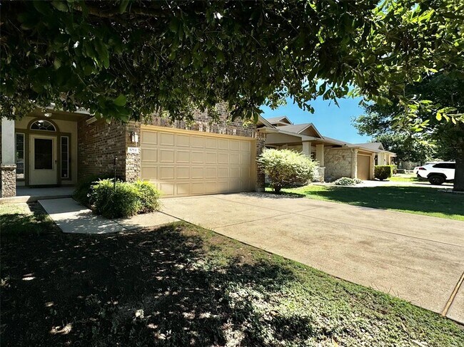 Building Photo - 1014 Aiken Dr