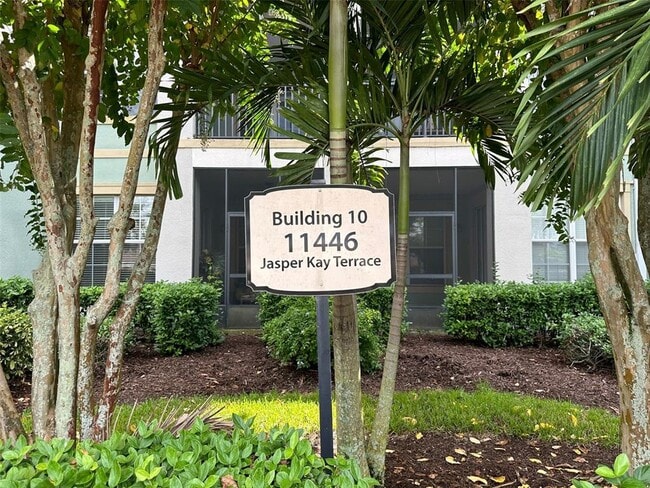 Foto del edificio - 11446 Jasper Kay Terrace