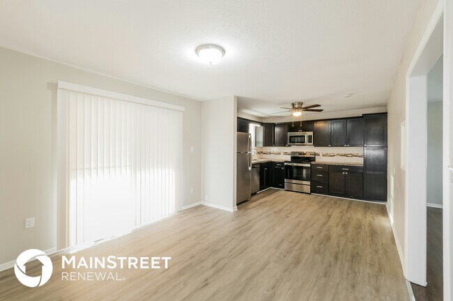 Foto del edificio - 13113 E 44th Terrace S