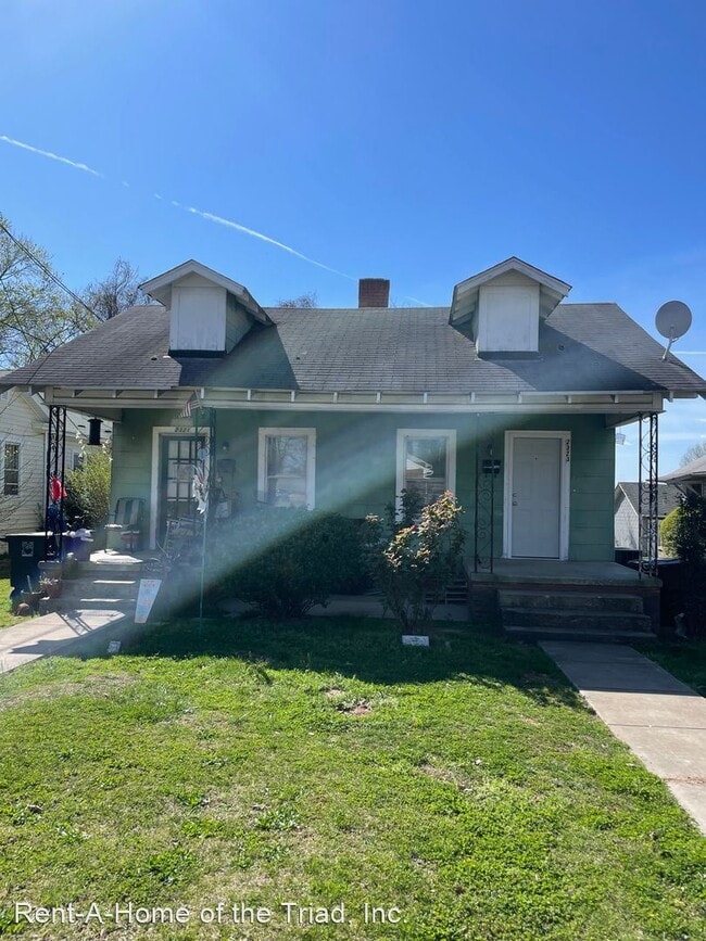 Building Photo - 1 br, 1 bath House - 2323 Spring Garden St...