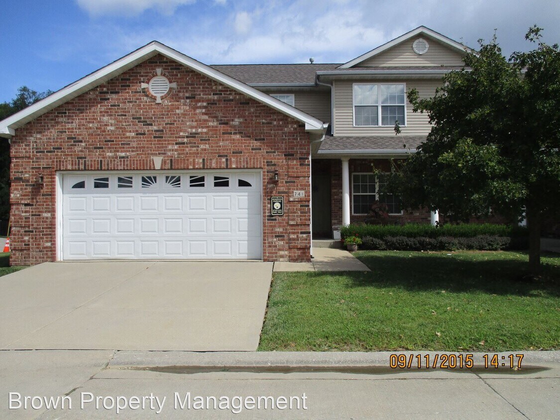 3 br, 3 bath House 741 Erika St House Rental in O'Fallon, IL
