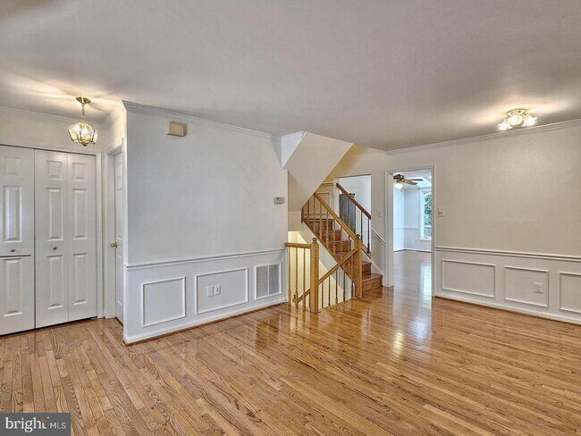 Foto del edificio - 5840 Westwater Ct