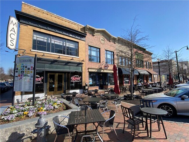 Foto del edificio - 316 Kennesaw Ave NW