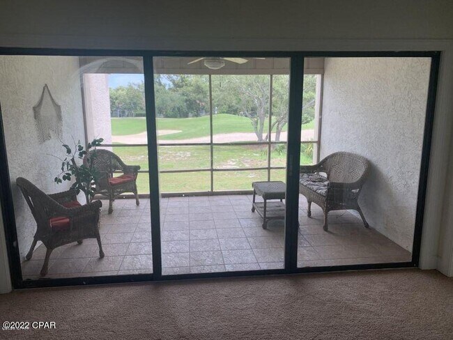 Foto del edificio - 4301 Bay Point Rd