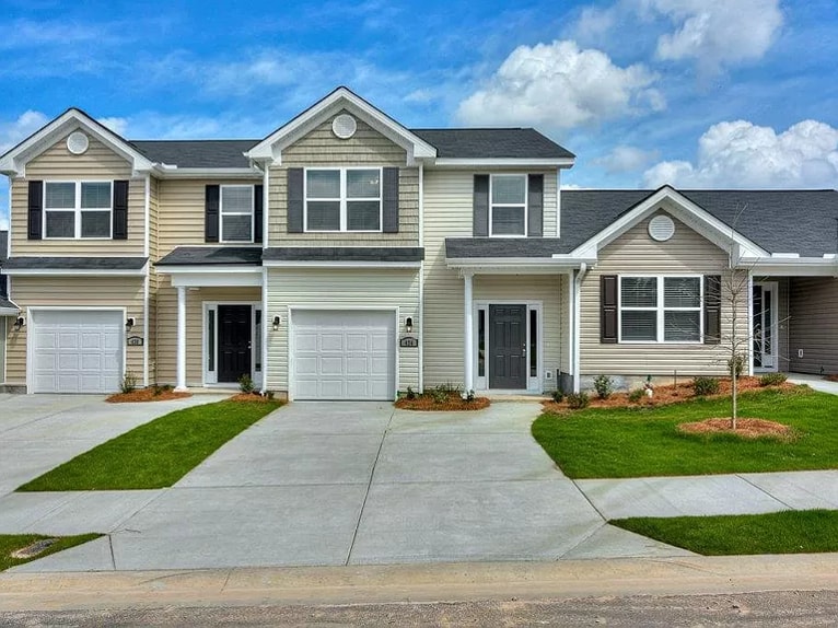 Primary Photo - 483 Amesbury Dr