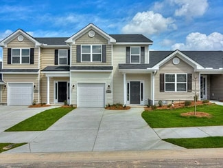 Building Photo - 414 Amesbury Dr
