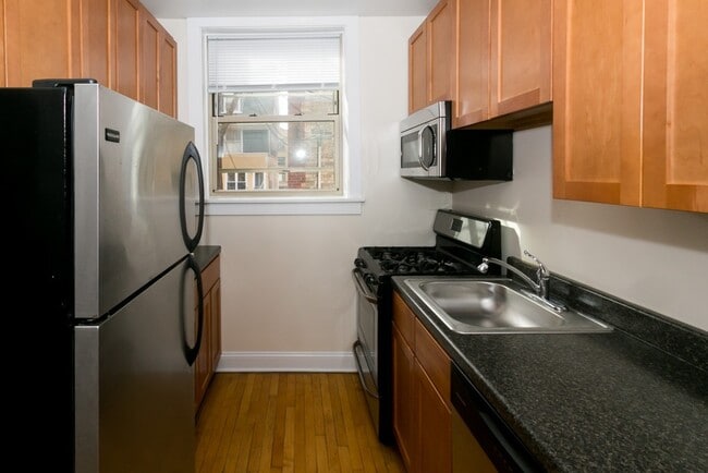 Building Photo - 911 Crain St