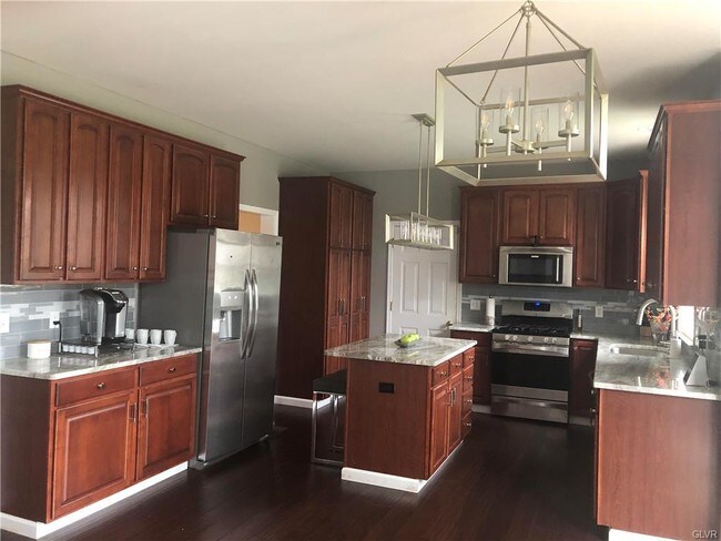 Foto del edificio - 2500 Bruen Ln