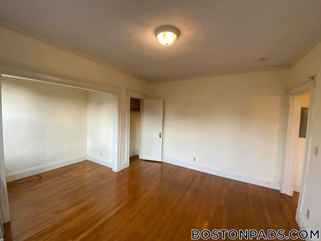 Foto principal - 111 Park Dr