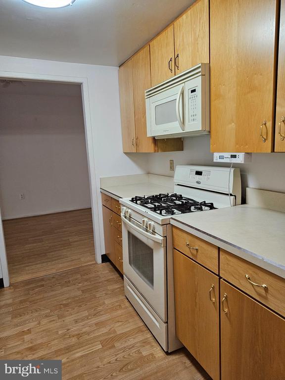 Building Photo - 309 Florence Ave