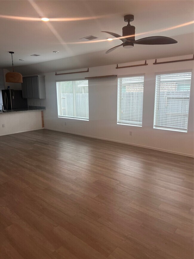 Foto del edificio - 18984 Caney Frst Dr