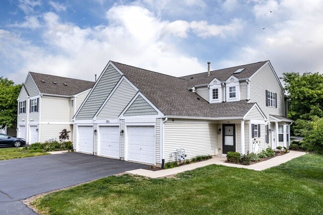 Building Photo - 2211 Waterleaf Ct