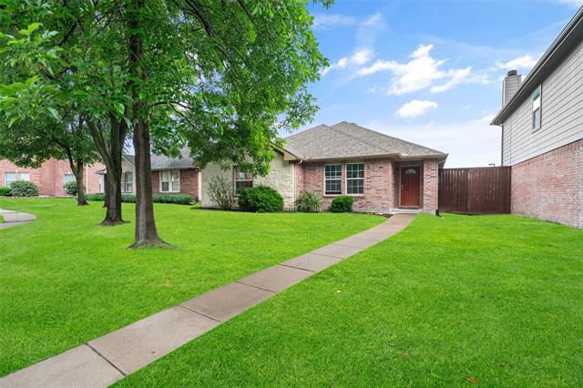Building Photo - 1005 Shelborn Dr