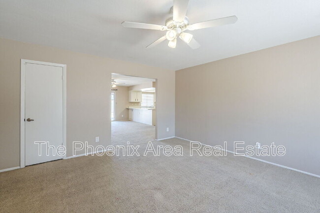 Building Photo - 1556 W Peralta Ave