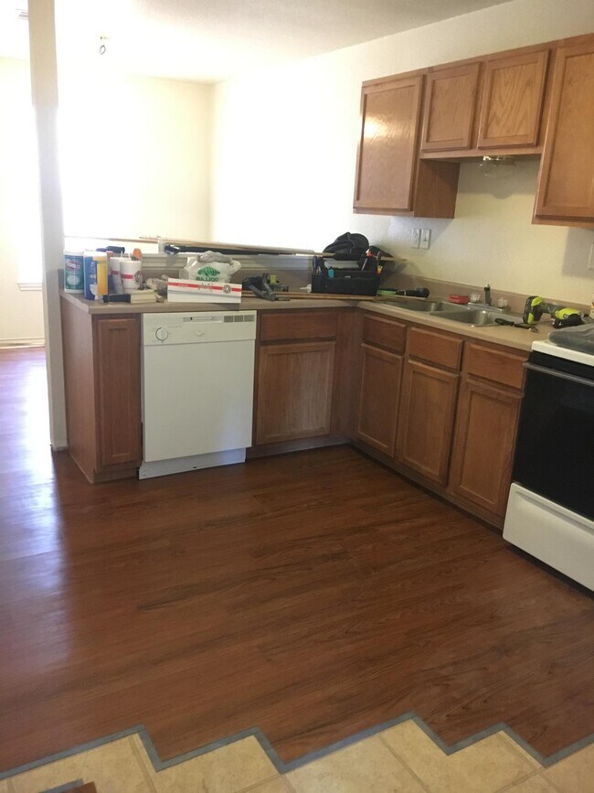 Foto del edificio - 3405 Barcelona Drive