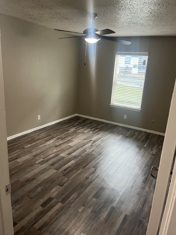 Building Photo - 531 Bedford Rd