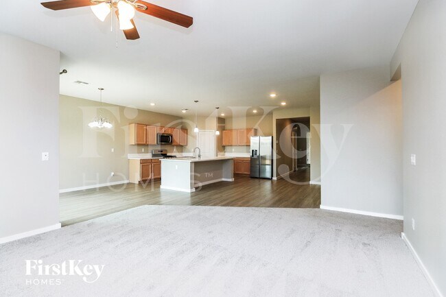 Foto del edificio - 7177 E Bobwhite Ct