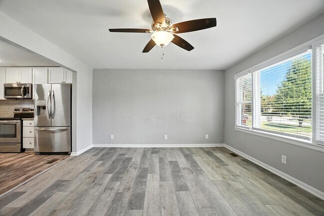 Foto del edificio - 1033 E Leicester Ave