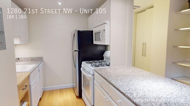 Building Photo - West End One Bedroom With Front Desk, Pack...