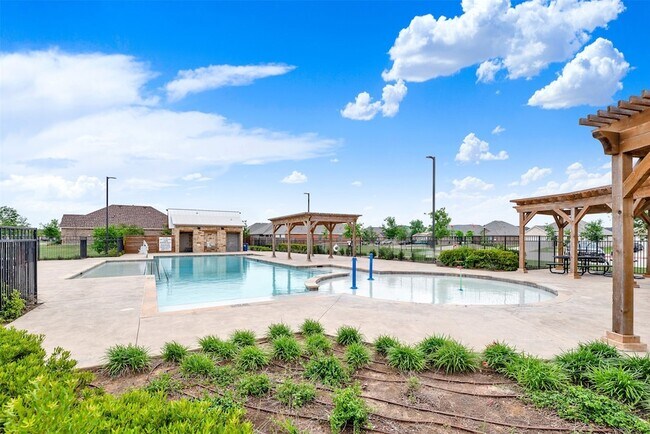 Foto del edificio - 720 Willow View Way
