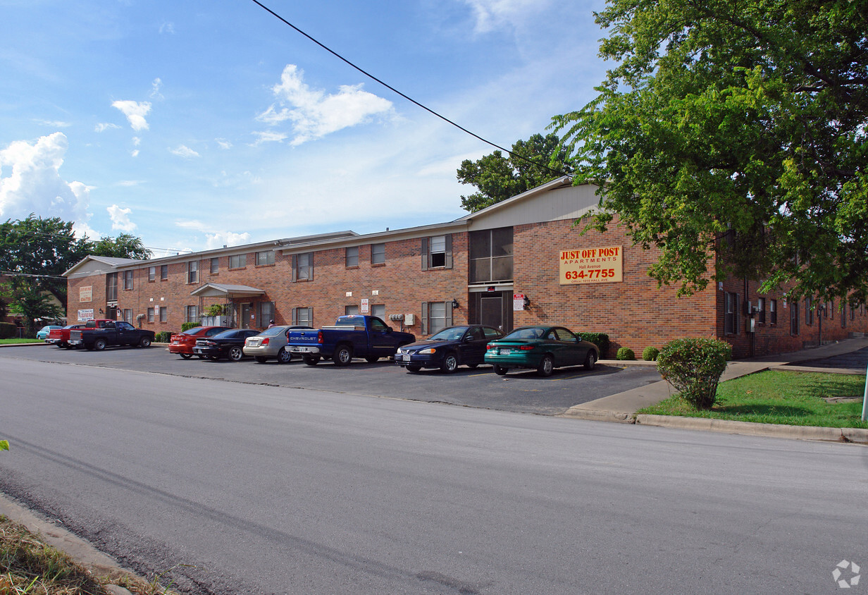 Foto del edificio - Parker Place Apartments