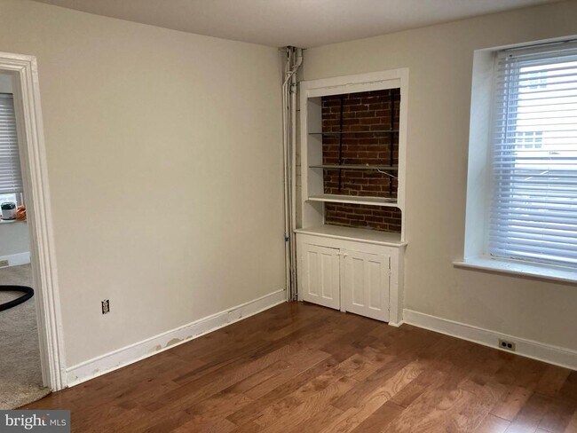 Foto del edificio - 825 Greenwood Ave