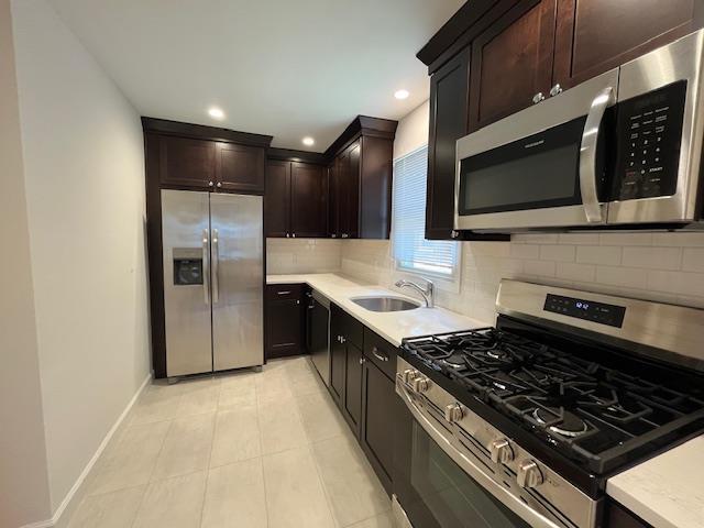 Foto del edificio - 6 Inwood Rd